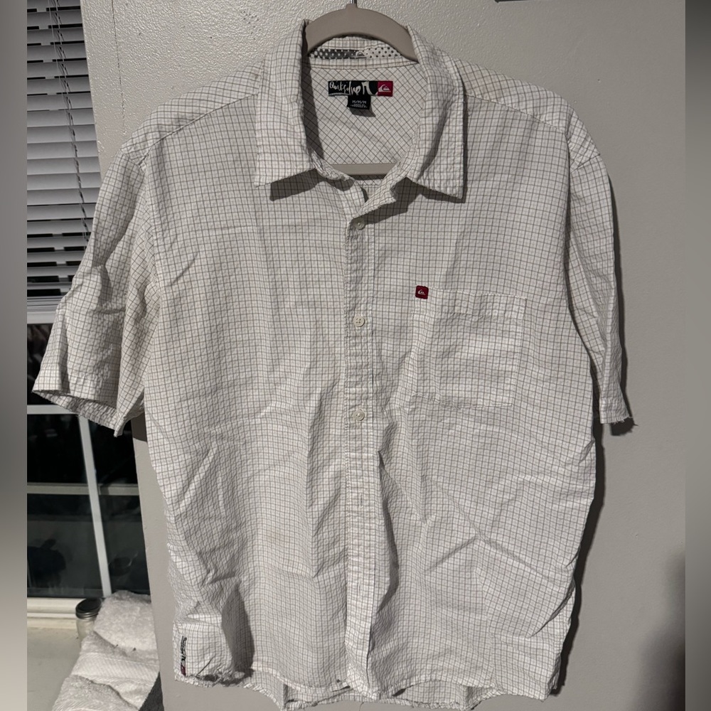 Quicksilver button down tee